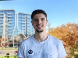 2x people shots: Portrait mode - f/4.5, ISO 125, 1/208s - Oneplus 15 review