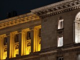 Low-light samples, teleconverter, 10x - f/2.1, ISO 4000, 1/17s - Oppo Find X9 Pro review