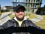 Selfies - f/2.0, ISO 50, 1/579s - Oppo Reno13 review