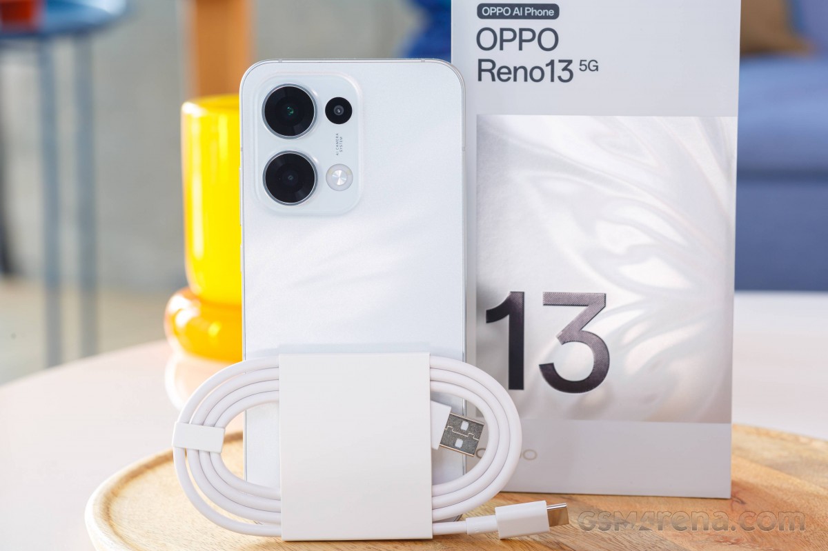 Oppo Reno13 Overview