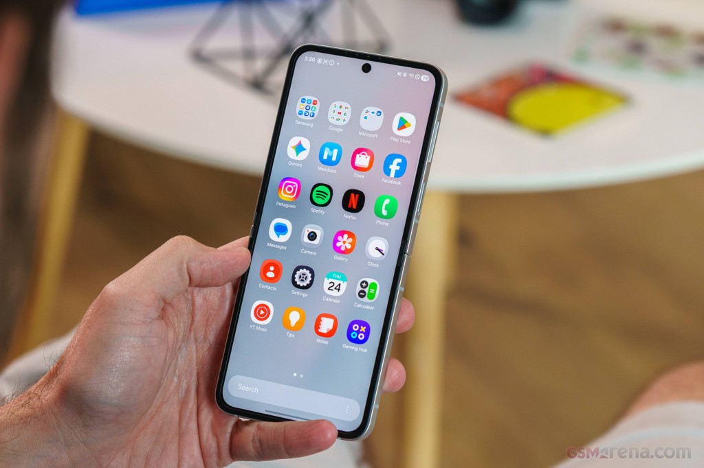 Samsung Galaxy Z Flip7 FE