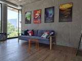 Daylight samples, main camera (1x) - f/1.8, ISO 80, 1/180s - Samsung Galaxy Z Flip7 review