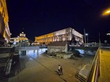 Low-light samples, ultrawide camera (0.6x) - f/2.2, ISO 1600, 1/25s - Samsung Galaxy Z Flip7 review