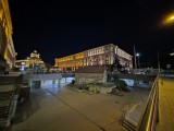 Low-light samples, ultrawide camera (0.6x), Night mode - f/2.2, ISO 640, 1/10s - Samsung Galaxy Z Flip7 review