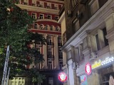Low-light samples, main camera (2x) - f/1.8, ISO 640, 1/8s - Samsung Galaxy Z Flip7 review