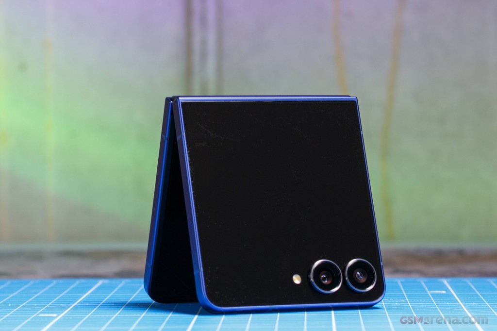 Samsung Galaxy Z Flip7