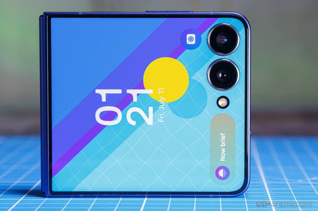 Samsung Galaxy Z Flip7