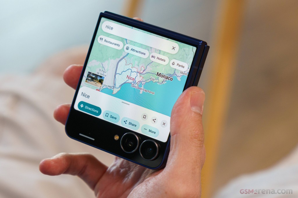 Samsung Galaxy Z Flip7