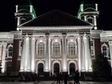 2x crop zoom low-light: Photo mode - f/1.7, ISO 200, 1/100s - Samsung Galaxy Z Fold7 review