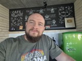 Selfies: Cover screen selfie - f/2.2, ISO 400, 1/120s - Samsung Galaxy Z Fold7 review
