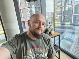 Selfies: Cover screen selfie - f/2.2, ISO 200, 1/120s - Samsung Galaxy Z Fold7 review