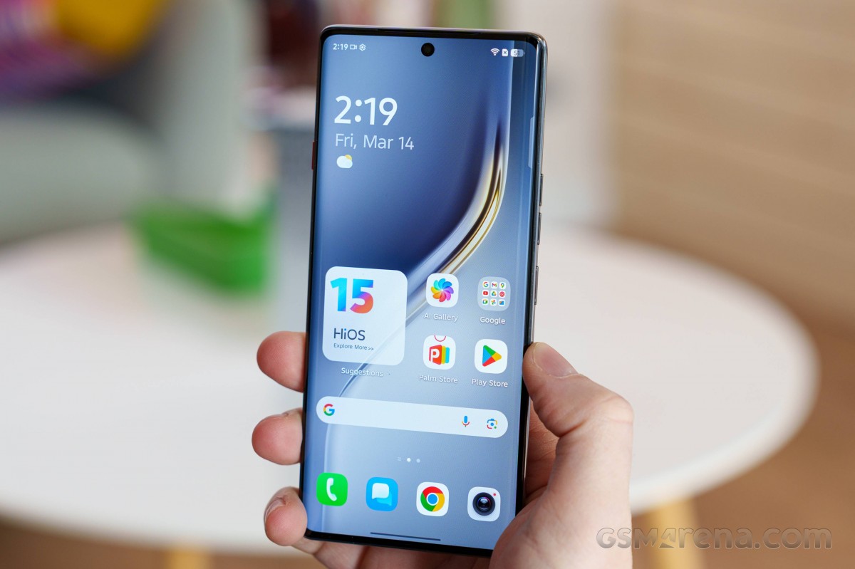 Обзор Tecno Camon 40 Pro