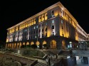 Low light, wide angle: Oppo Find X8 Ultra (23mm) - f/1.8, ISO 1600, 1/17s - Ultra camera comparison