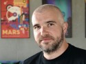 Portraits, medium tele: vivo X200 Ultra (135mm) - f/2.3, ISO 929, 1/50s - Ultra camera comparison