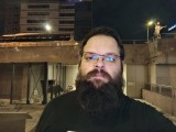 vivo X Fold5: 20MP cover selfie camera low-light samples - f/2.4, ISO 2254, 1/10s - vivo X Fold5 review