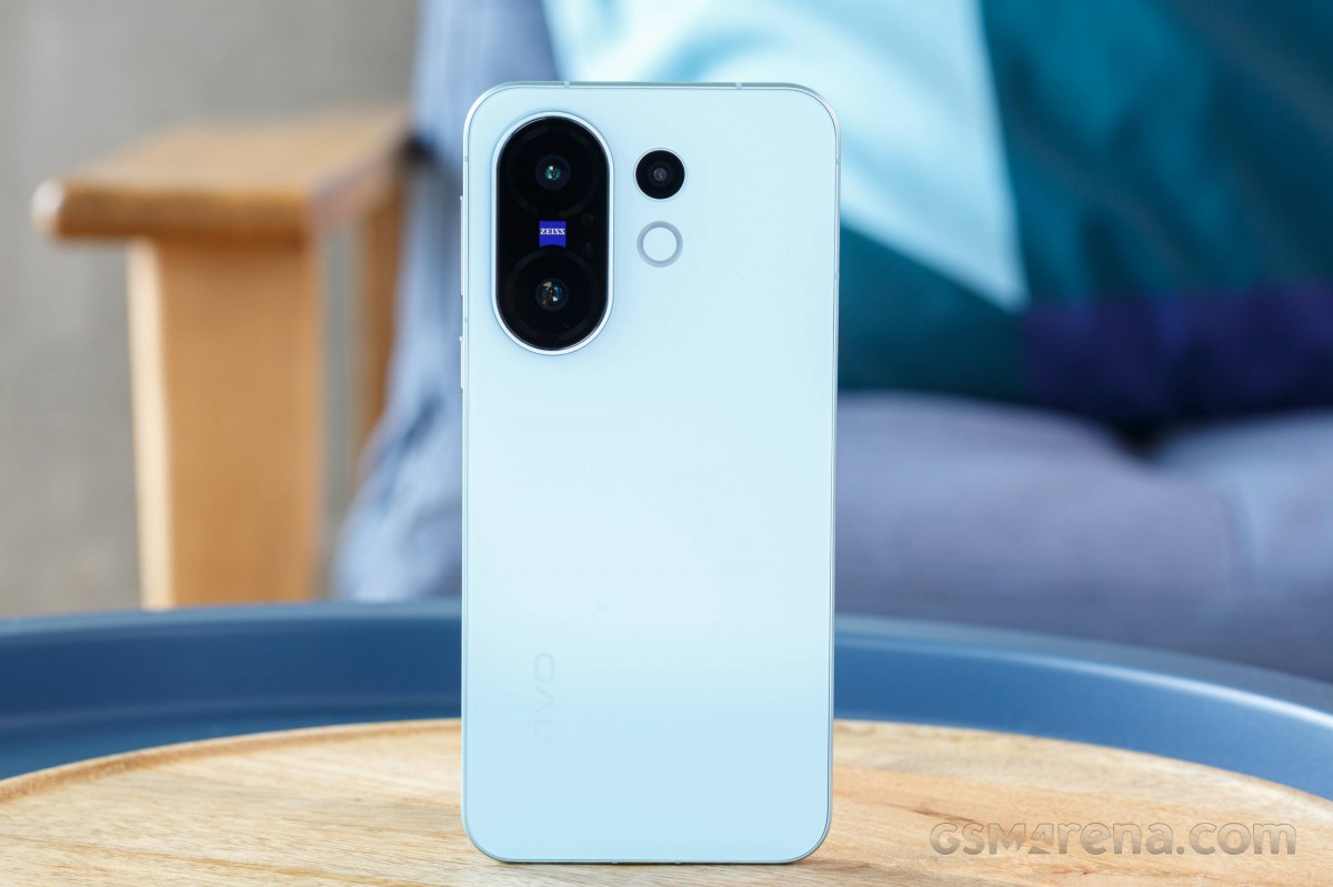 Vivo X200 FE review