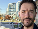 Selfies, 2x - f/2.0, ISO 87, 1/120s - Vivo X300 review