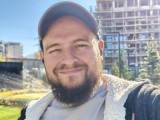 Rear camera selfies: 2x - f/1.7, ISO 50, 1/848s - Xiaomi 17 Pro Max review