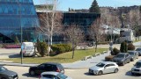 Apple iPhone 17e video screengrabs, daylight: Daylight, 2x -  (3840x2160px) - Apple iPhone 17e review