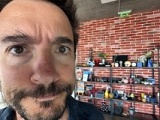 Selfie samples - 20mm, f/1.9, ISO 250, 1/60s (3672x4896px) - Apple iPhone18 Pro Max review