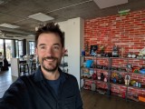 Selfie samples - 21mm, f/2.2, ISO 86, 1/100s (4032x3024px) - Google Pixel 10a review