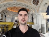 Selfie samples - 21mm, f/2.0, ISO 200, 1/100s (4160x3120px) - Huawei Pura 90s Pro Max hands-on review