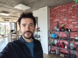 Selfie samples - 22mm, f/2.2, ISO 873, 1/50s (3264x2448px) - Motorola Moto G Stylus (2026) review