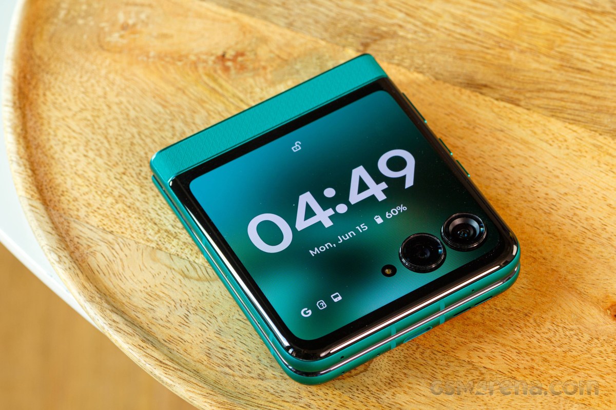 Moto Razzr Motorola Razr 70/Razr 2026 review: Final words, our verdict, pros and cons