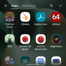 Cover screen UI - Motorola Razr 70/Razr 2026 review