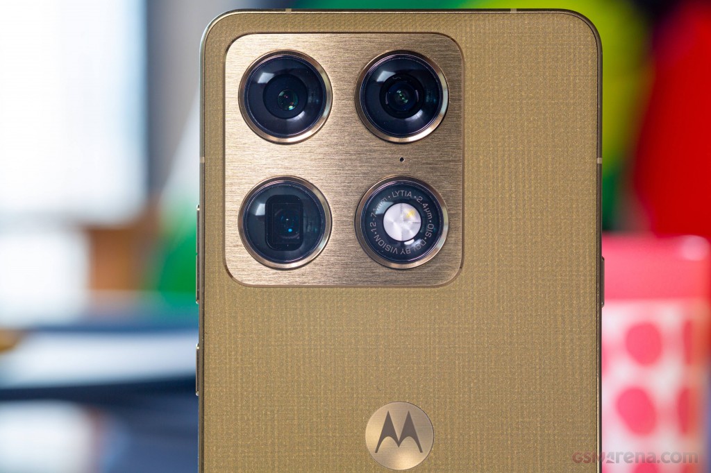 Motorola Signature