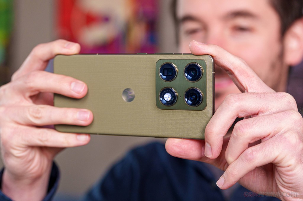 Motorola Signature