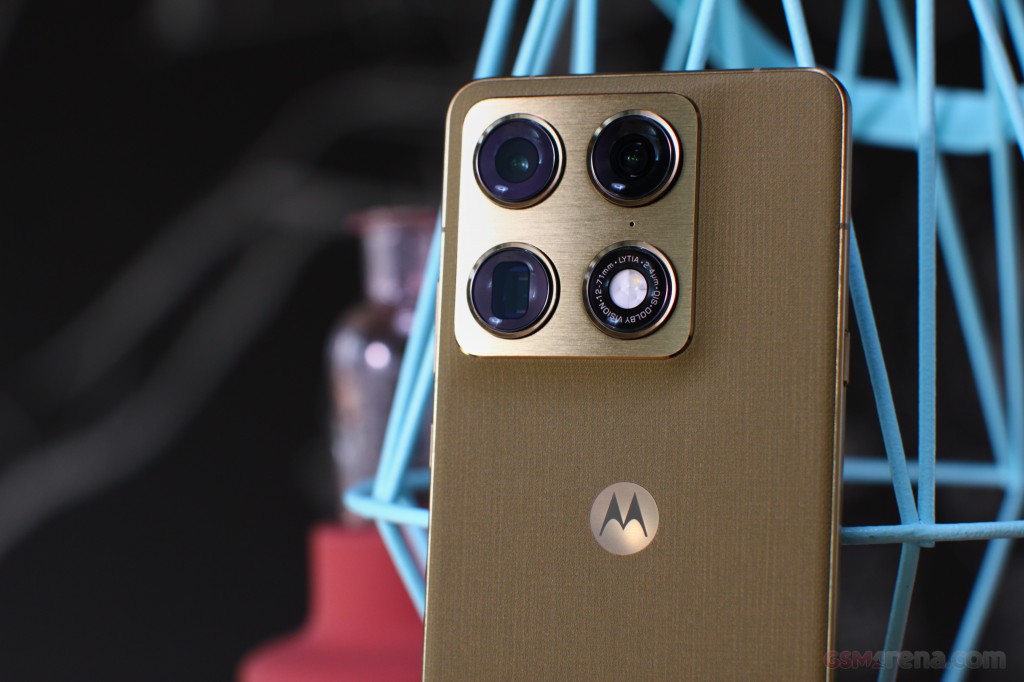 Motorola Signature
