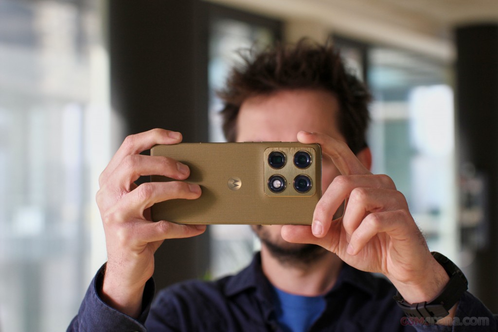 Motorola Signature