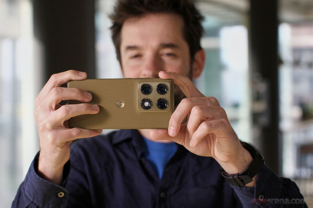 Motorola Signature