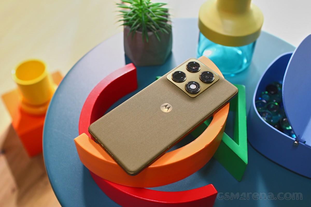 Обзор Motorola Signature