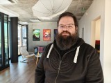 Human subjects, main camera (1x): Photo mode - 24mm, f/1.8, ISO 250, 1/139s (5888x4416px) - Oneplus 15R review