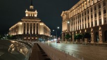 Video screengrabs, low light: 1x -  (3840x2160px) - Oppo Find X10 review