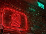 Low-light samples, main camera (2x) - 47mm, f/1.5, ISO 1000, 1/13s (4080x3064px) - Oppo Find X9 Ultra review