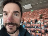 Selfie samples, 0.6x (native) - 18mm, f/2.0, ISO 400, 1/40s (4096x3072px) - Oppo Reno15 Pro (mini) review