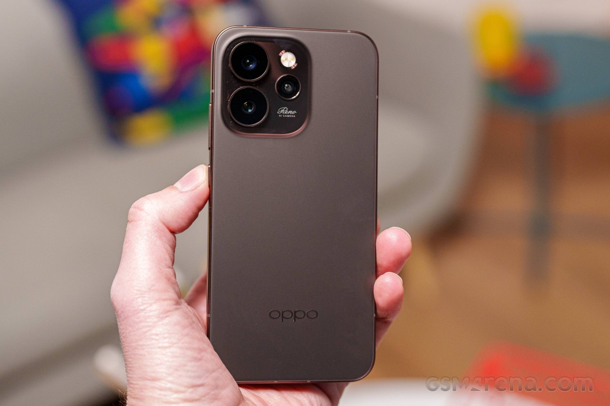 Обзор Oppo Reno15 Pro (mini)