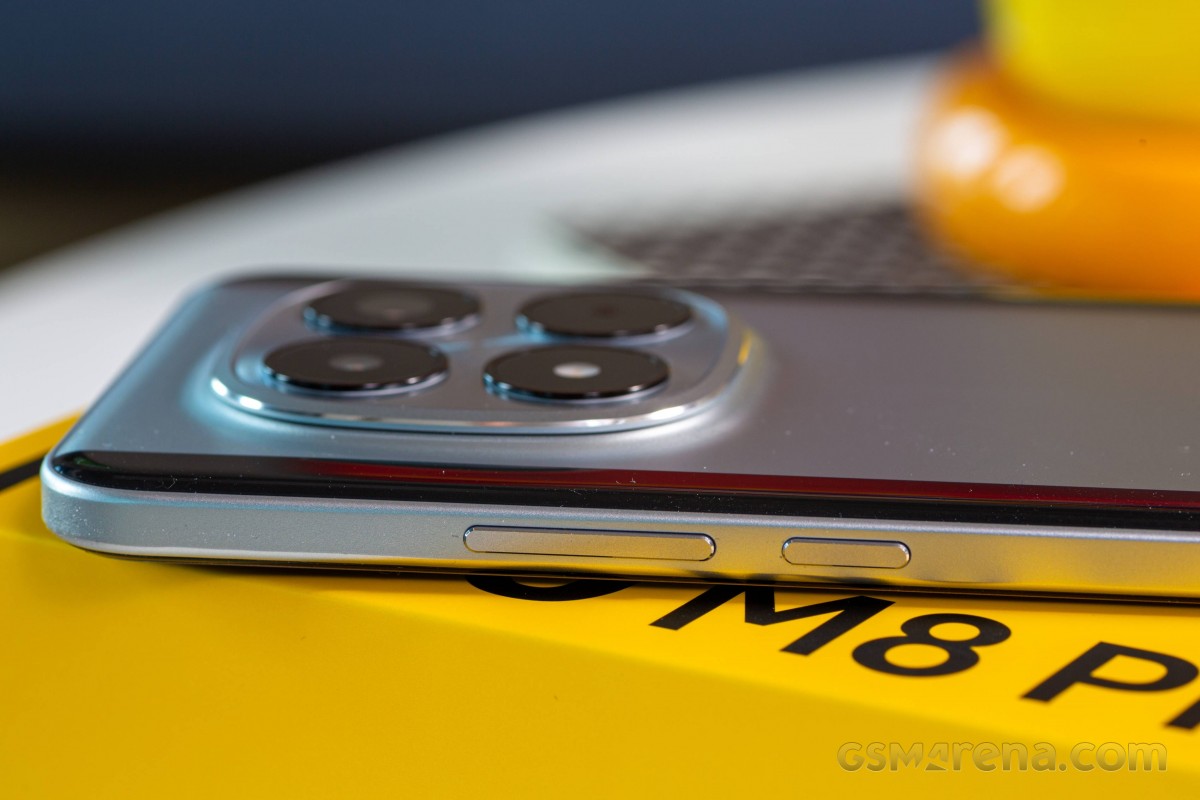 Обзор Poco M8 Pro