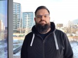 Human subjects, main camera (1x): Portrait mode - 29mm, f/1.8, ISO 52, 1/306s (4096x3072px) - Poco M8 review