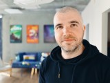 Human subjects, main camera (1.5x, 35mm): Portrait mode 'Street' - 35mm, f/1.4, ISO 1000, 1/100s (4096x3072px) - Realme 16 Pro+ review