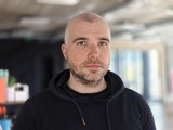 Human subjects, main camera (2x): Portrait mode (regular) - 46mm, f/1.4, ISO 80, 1/50s (4096x3072px) - Realme 16 Pro+ review