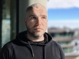 Human subjects, main camera (2x): Portrait mode 'Classic' - 46mm, f/1.4, ISO 50, 1/389s (4096x3072px) - Realme 16 Pro+ review