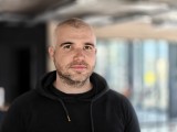 Human subjects, telephoto camera (3.5x): Portrait mode (regular) - 80mm, f/1.4, ISO 800, 1/181s (4096x3072px) - Realme 16 Pro+ review