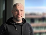 Human subjects, telephoto camera (3.5x): Portrait mode (regular) - 80mm, f/1.4, ISO 125, 1/334s (4096x3072px) - Realme 16 Pro+ review