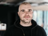 Human subjects, telephoto camera (3.5x): Portrait mode 'Headshot' - 80mm, f/1.4, ISO 640, 1/200s (4096x3072px) - Realme 16 Pro+ review