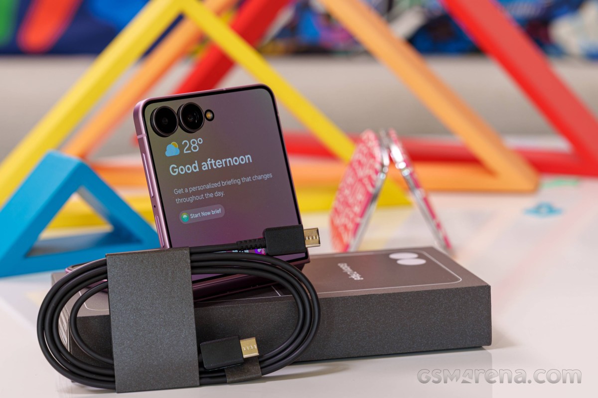 Samsung Galaxy Z Flip8 review