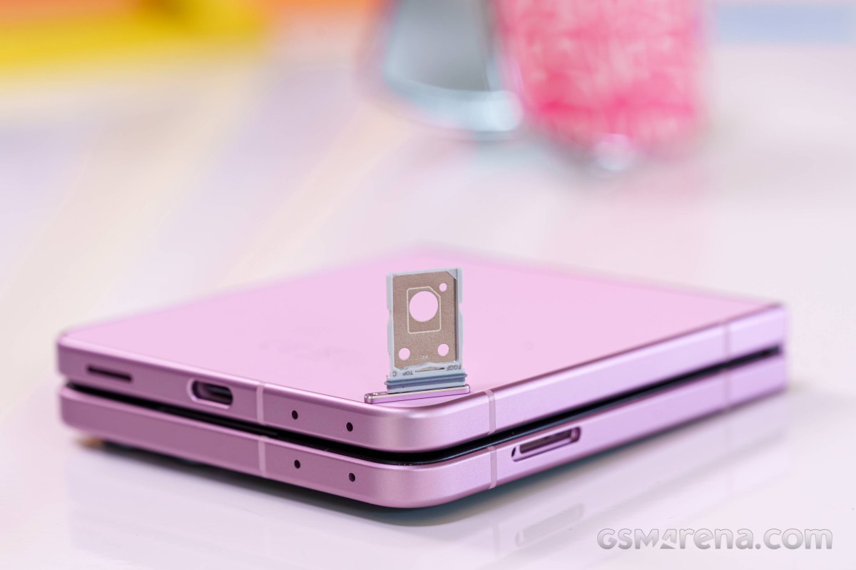 Обзор Samsung Galaxy Z Flip8